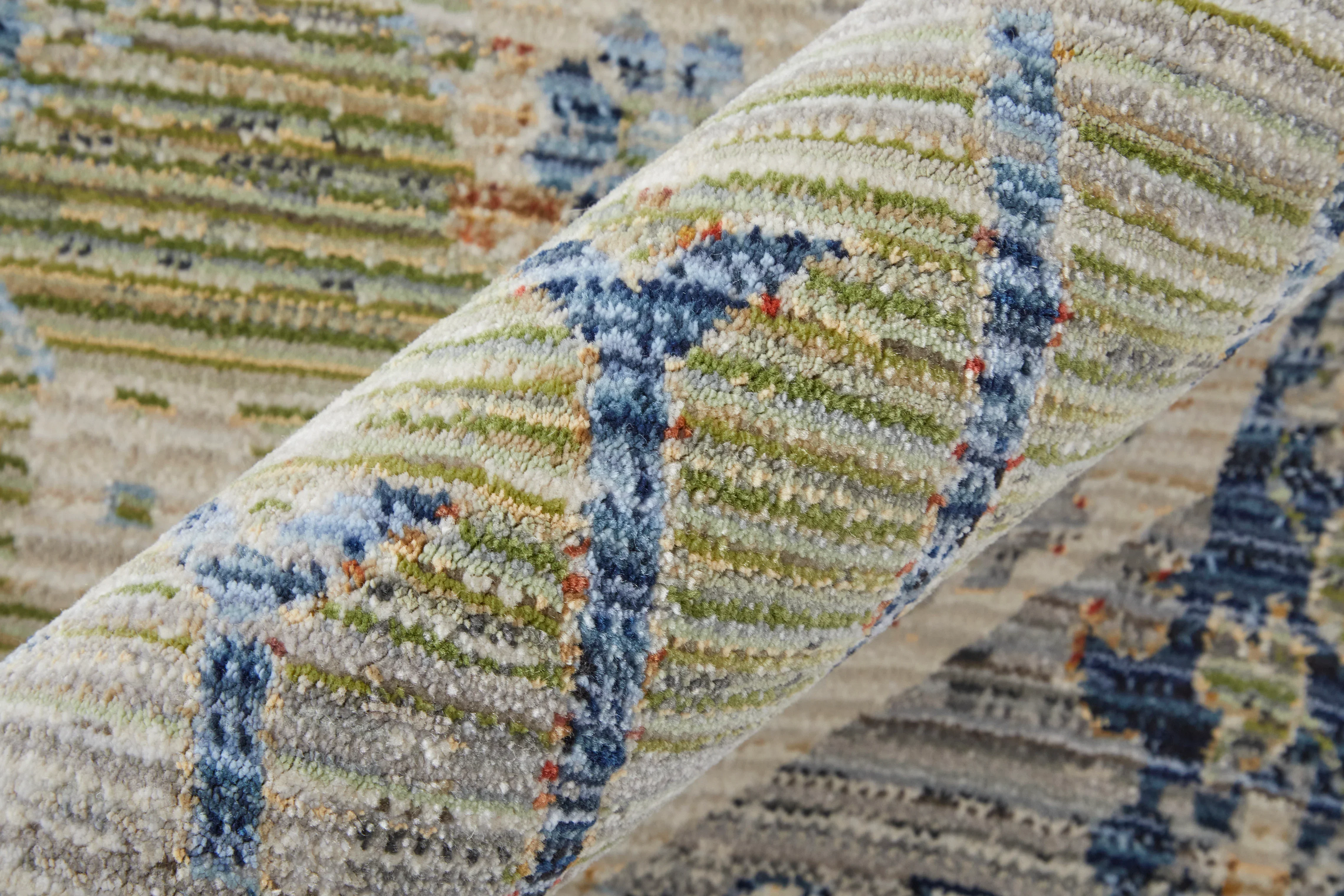 Melrose Transitional Distressed - Image 4