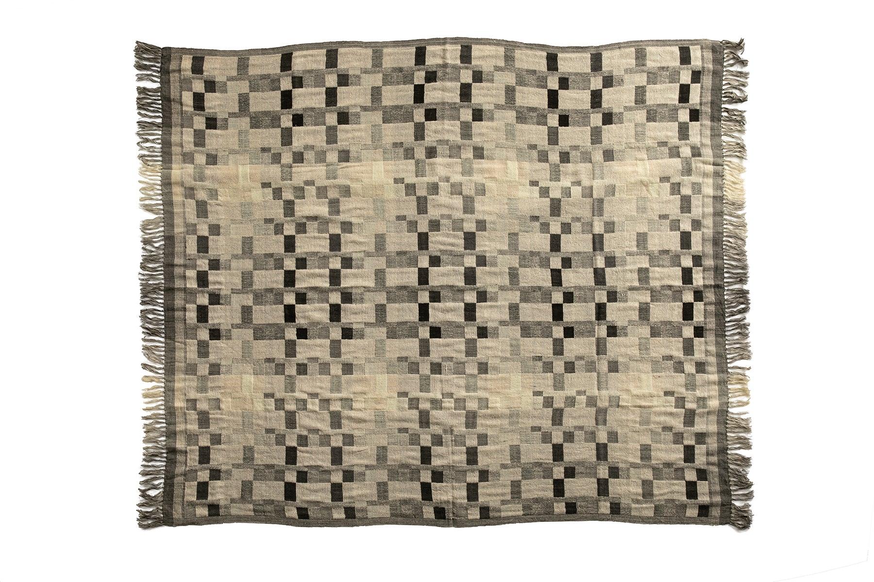 Mojave Throw Wool/Silk White Black - Image 2