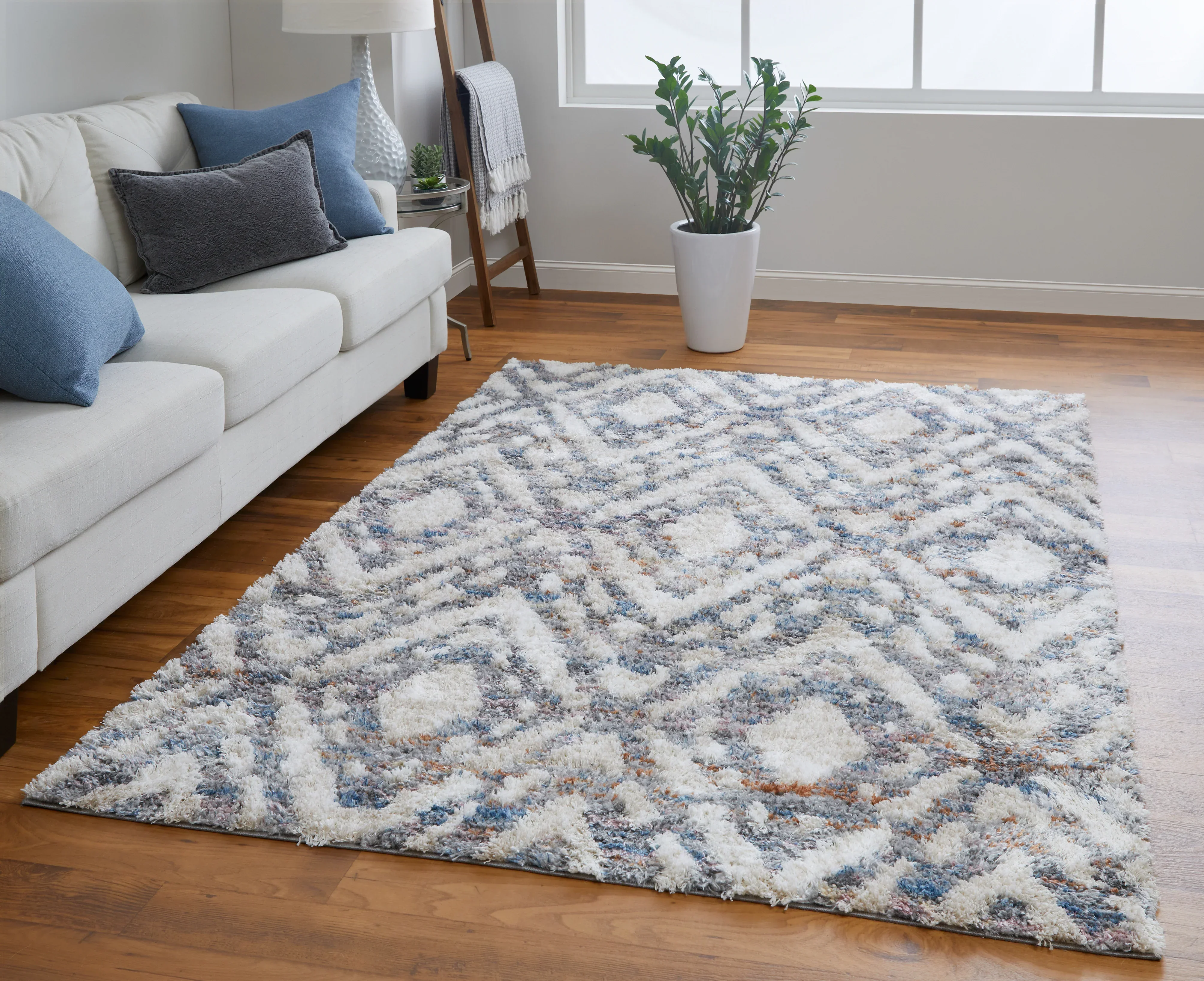 Mynka Transitional Diamond - Image 2