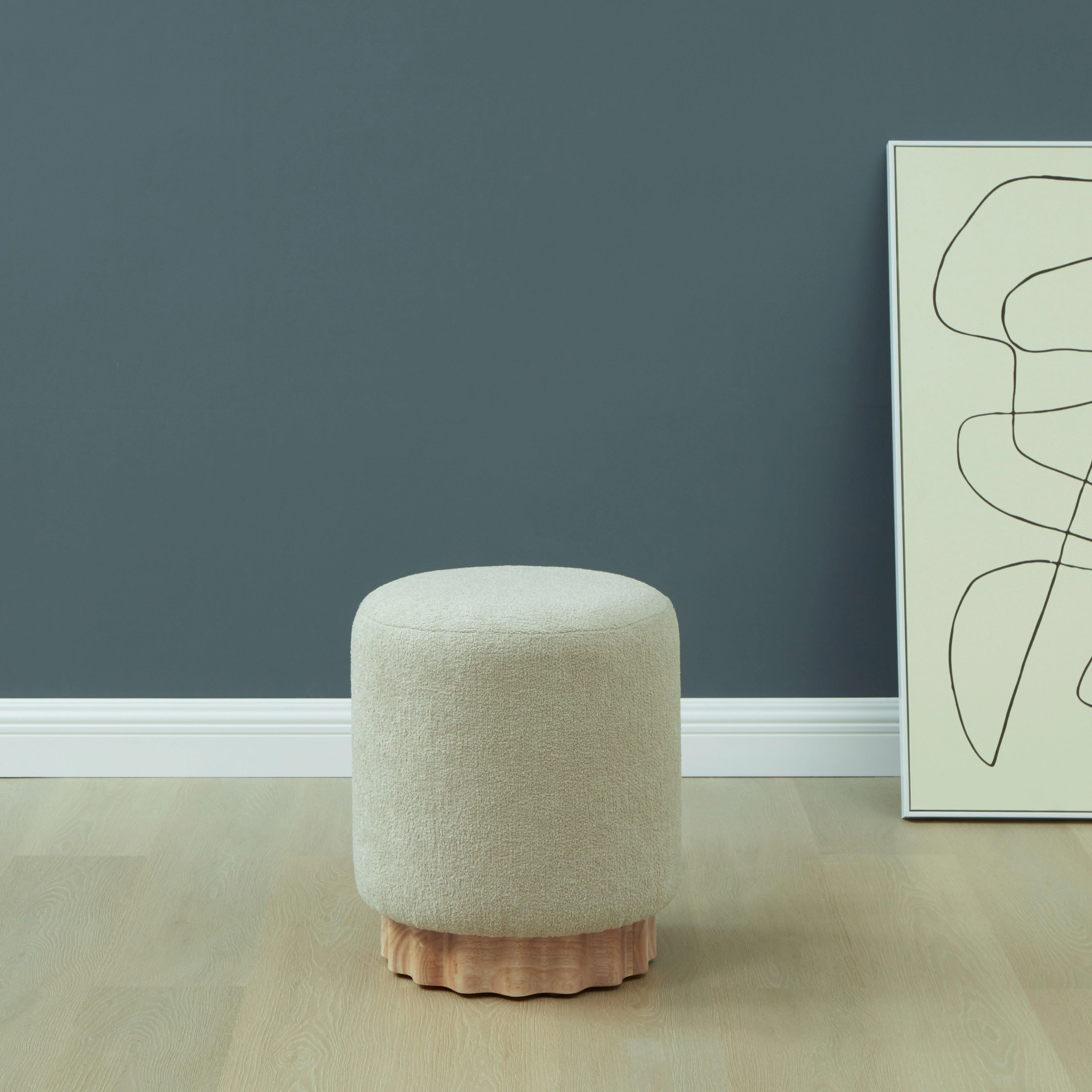 Nikolas Round Boucle Ottoman - Image 3