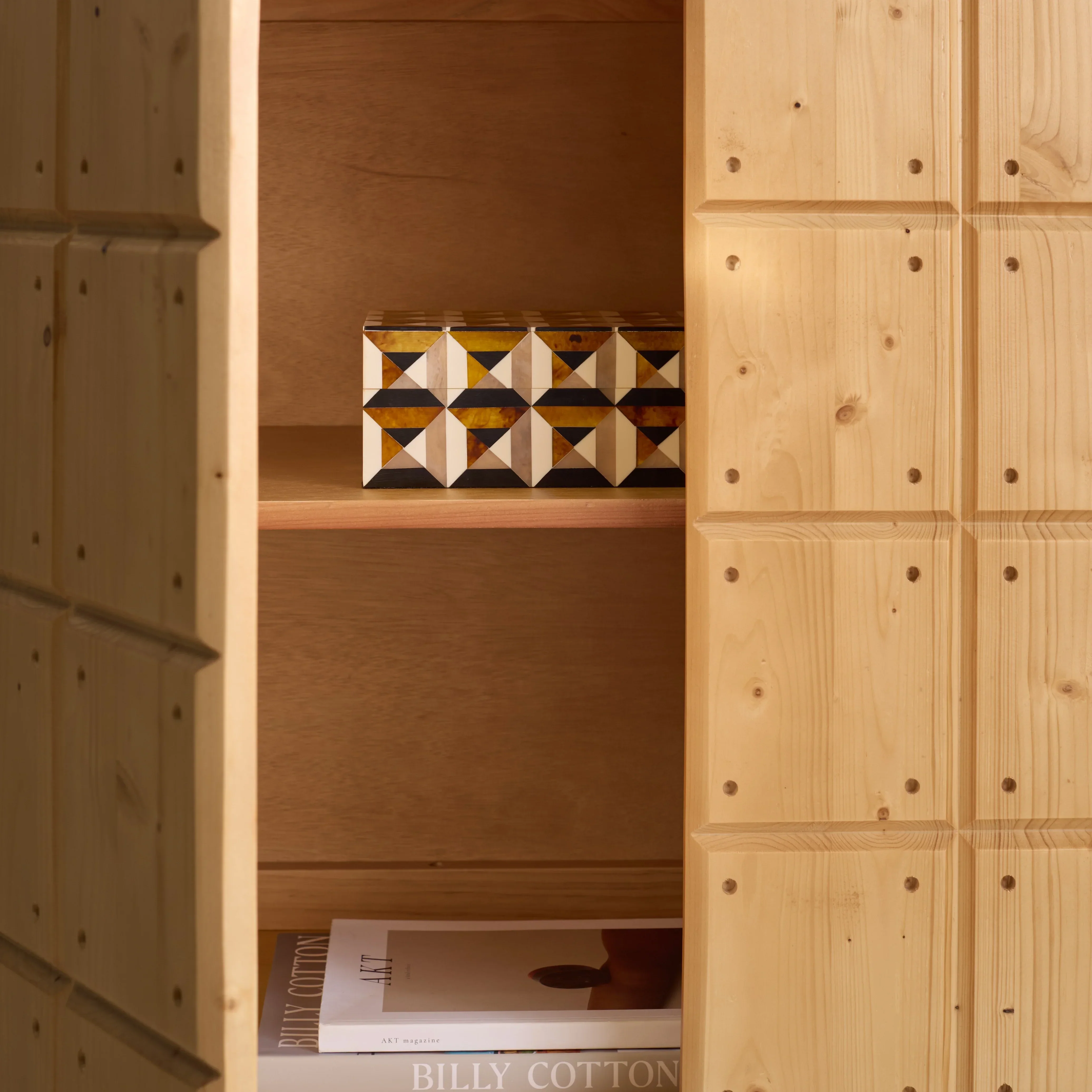 Novelli Wood Chest - Image 20