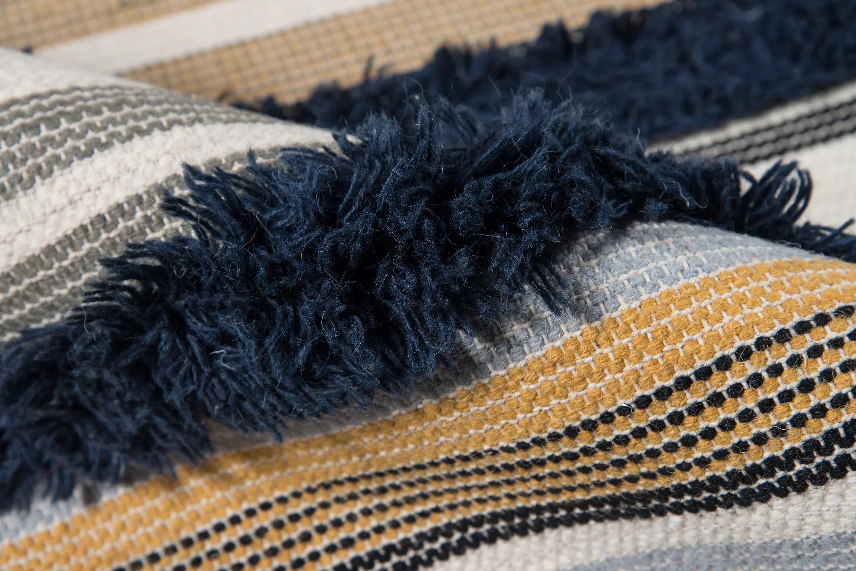 Indio Feliz Rug - Image 11