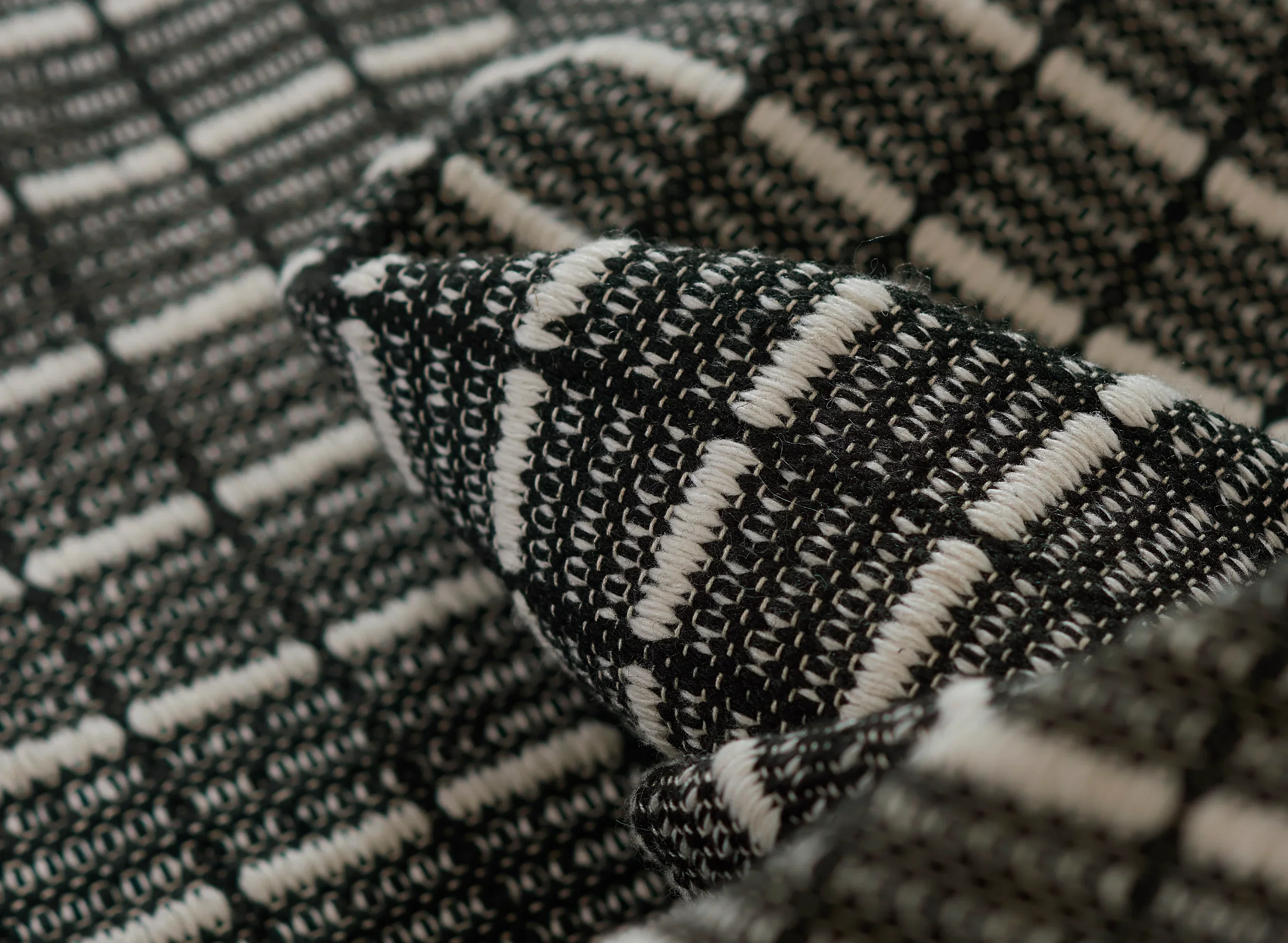 Malmo Grid  Rug - Image 7