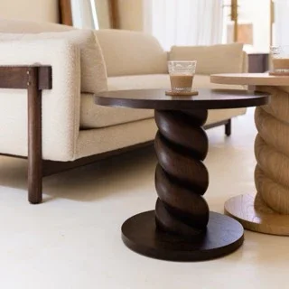 Olo 21.75" Round End Table - Image 2