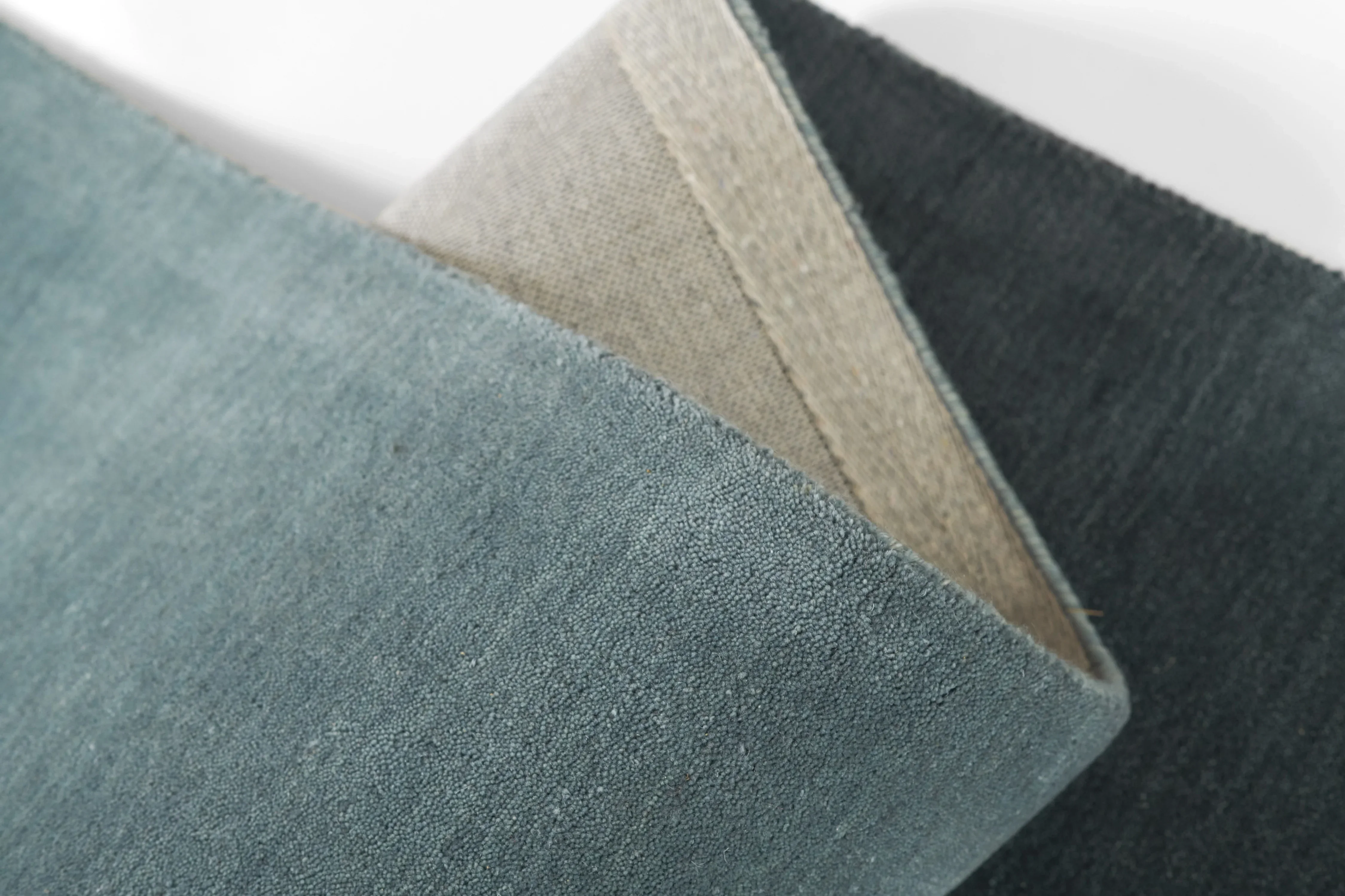 Ombre 1 Rug - Image 8