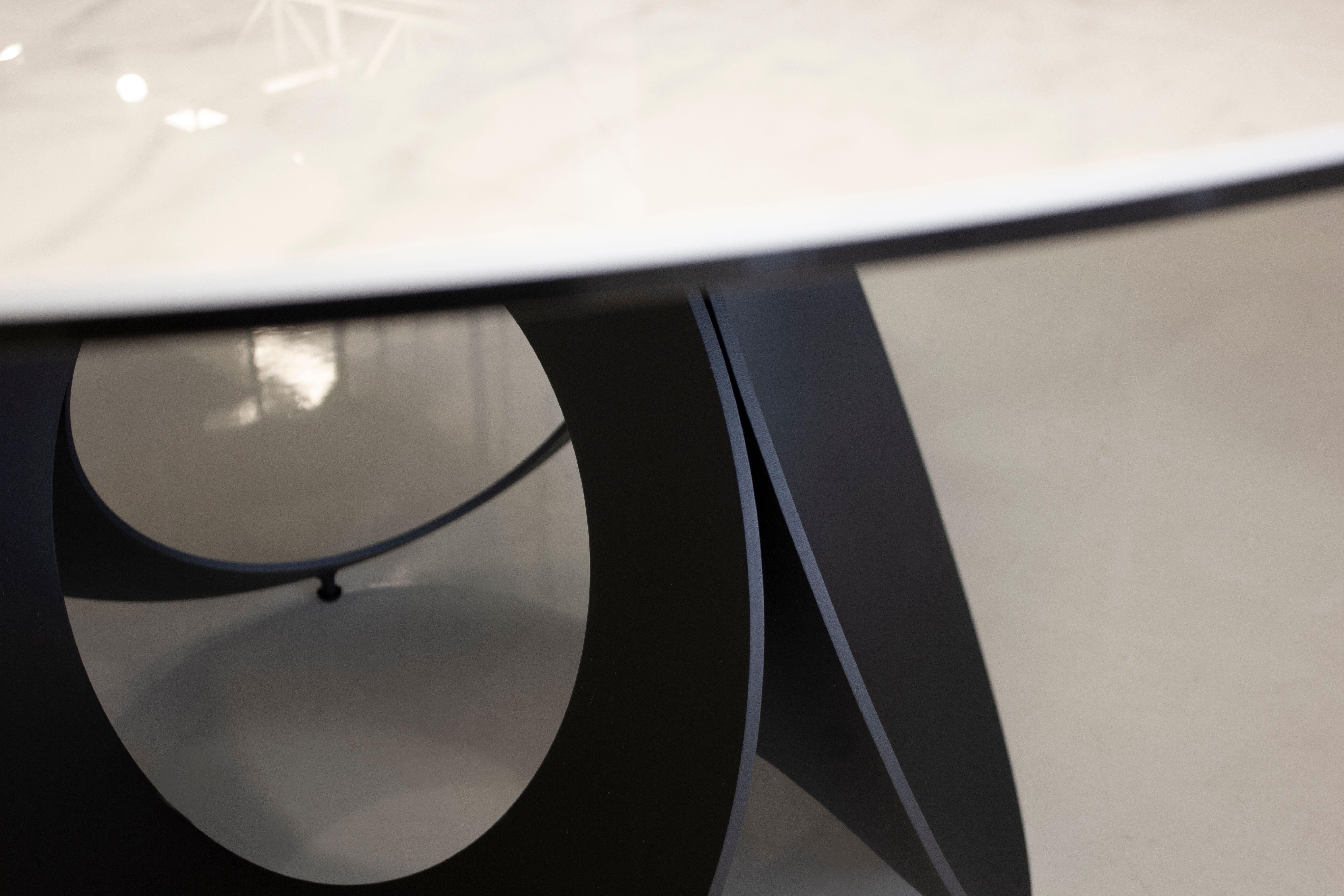 OPTIC Dining Table Round - Image 3