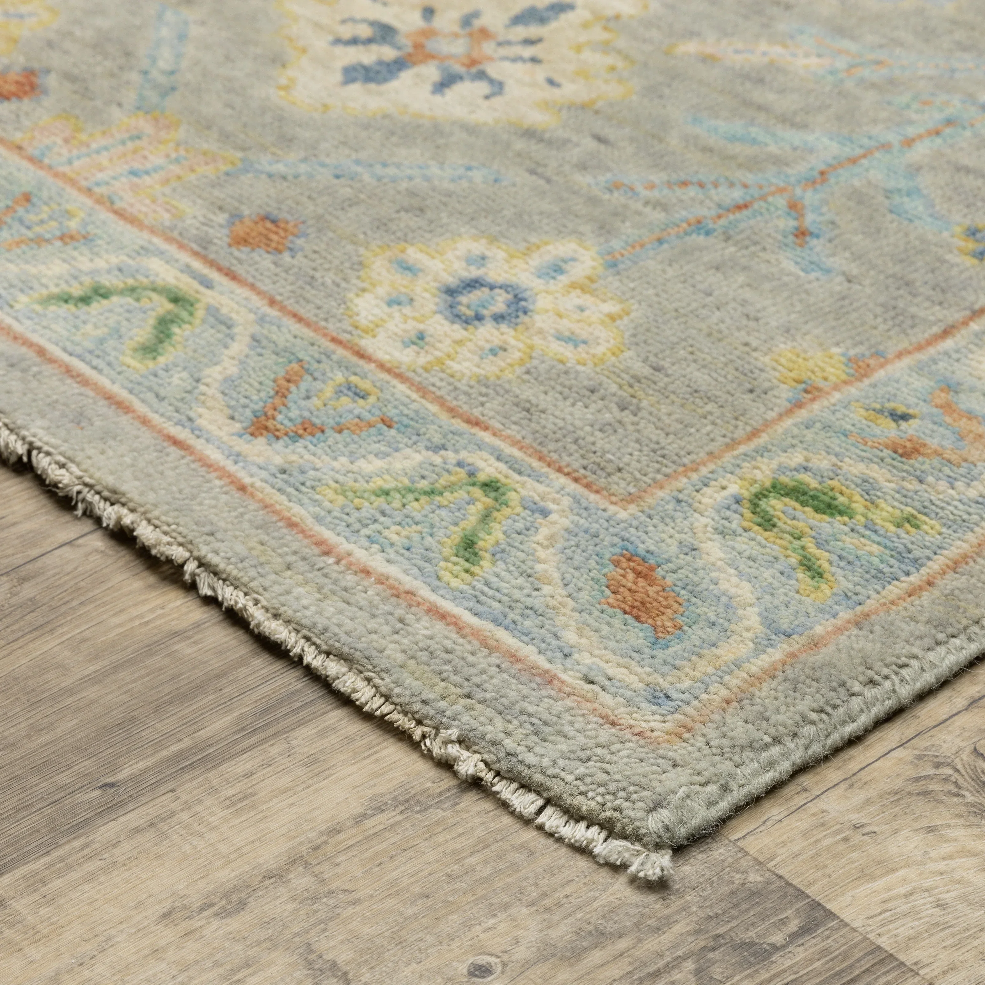 Palace 10309 - Image 3