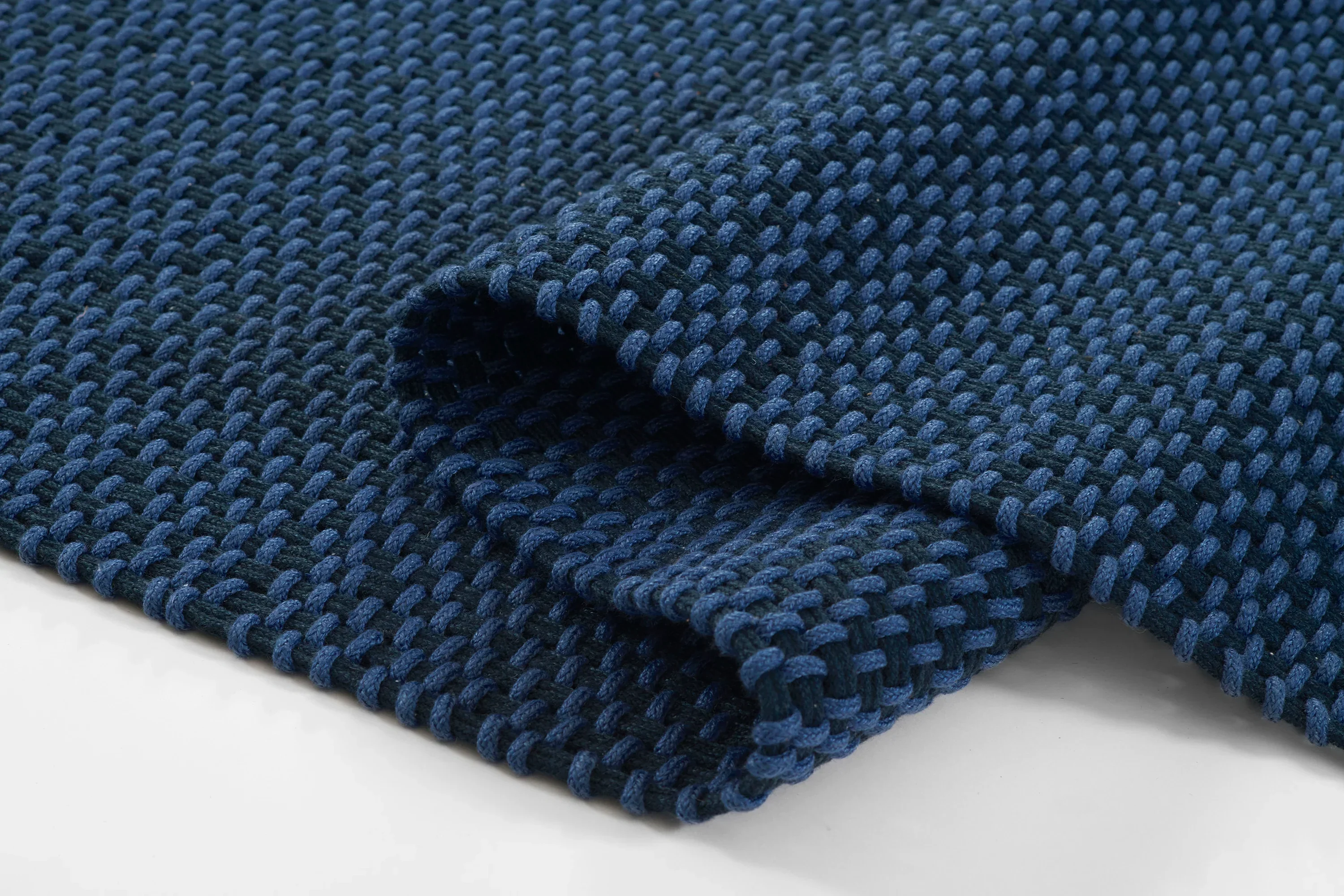Paracord 1 Rug - Image 9