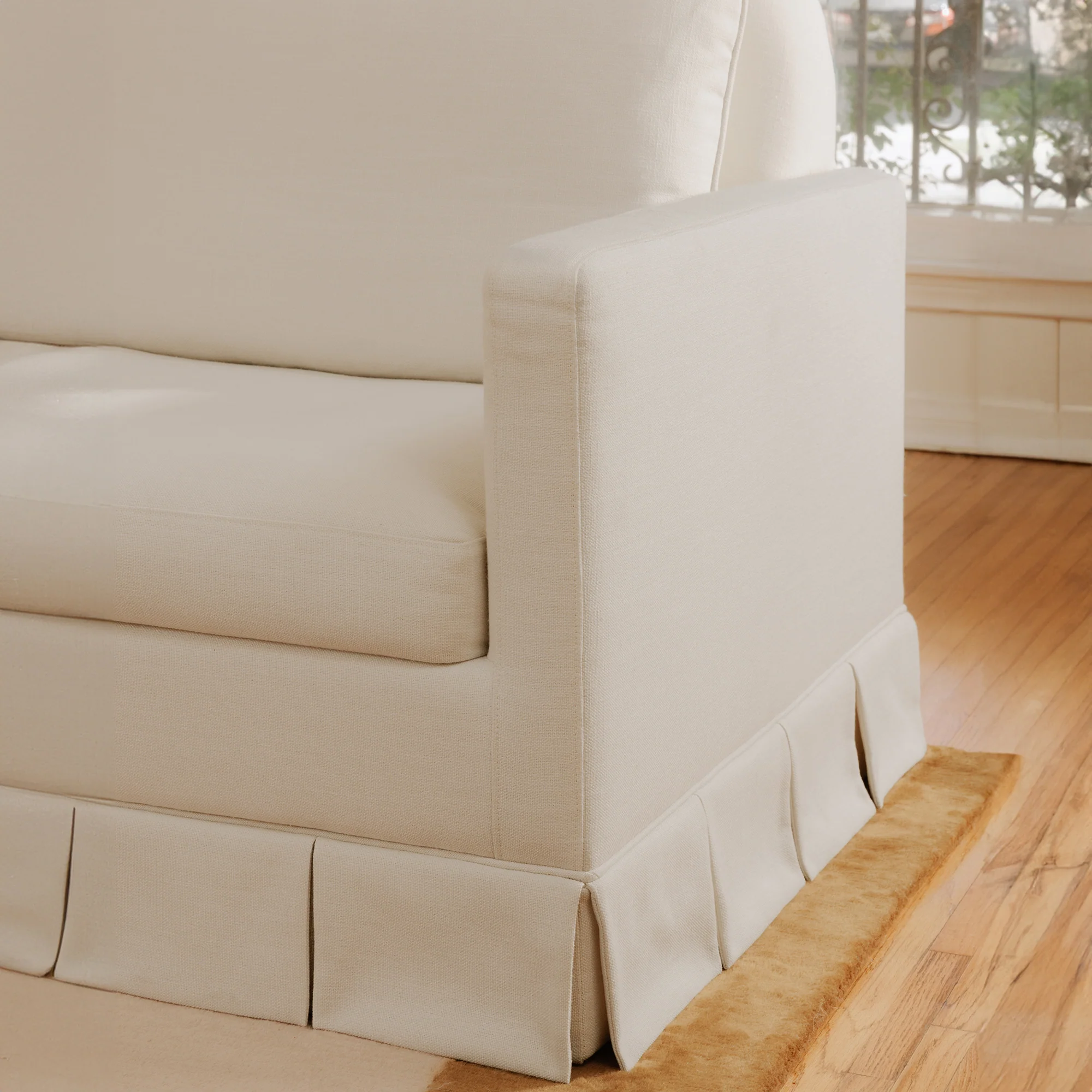 Pellicano Sofa - Image 8