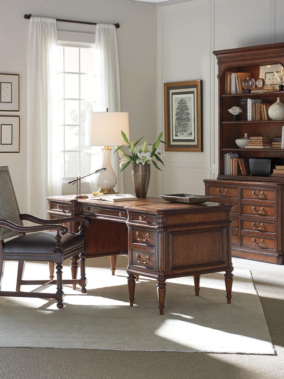 Richmond Hill Wesley Desk - Image 2