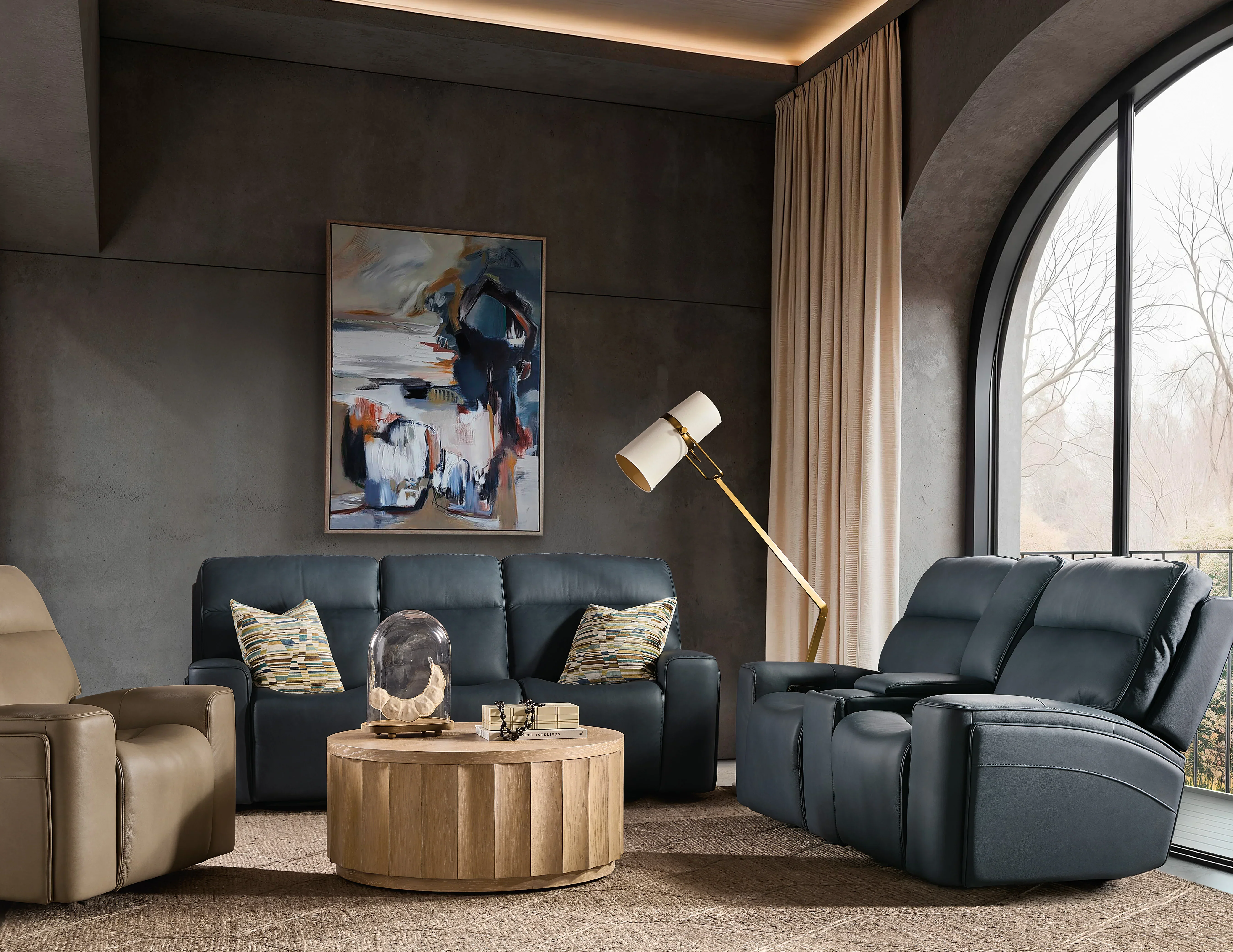 Riverton Power Sofa with Power Headrest and Lumbar - Image 2