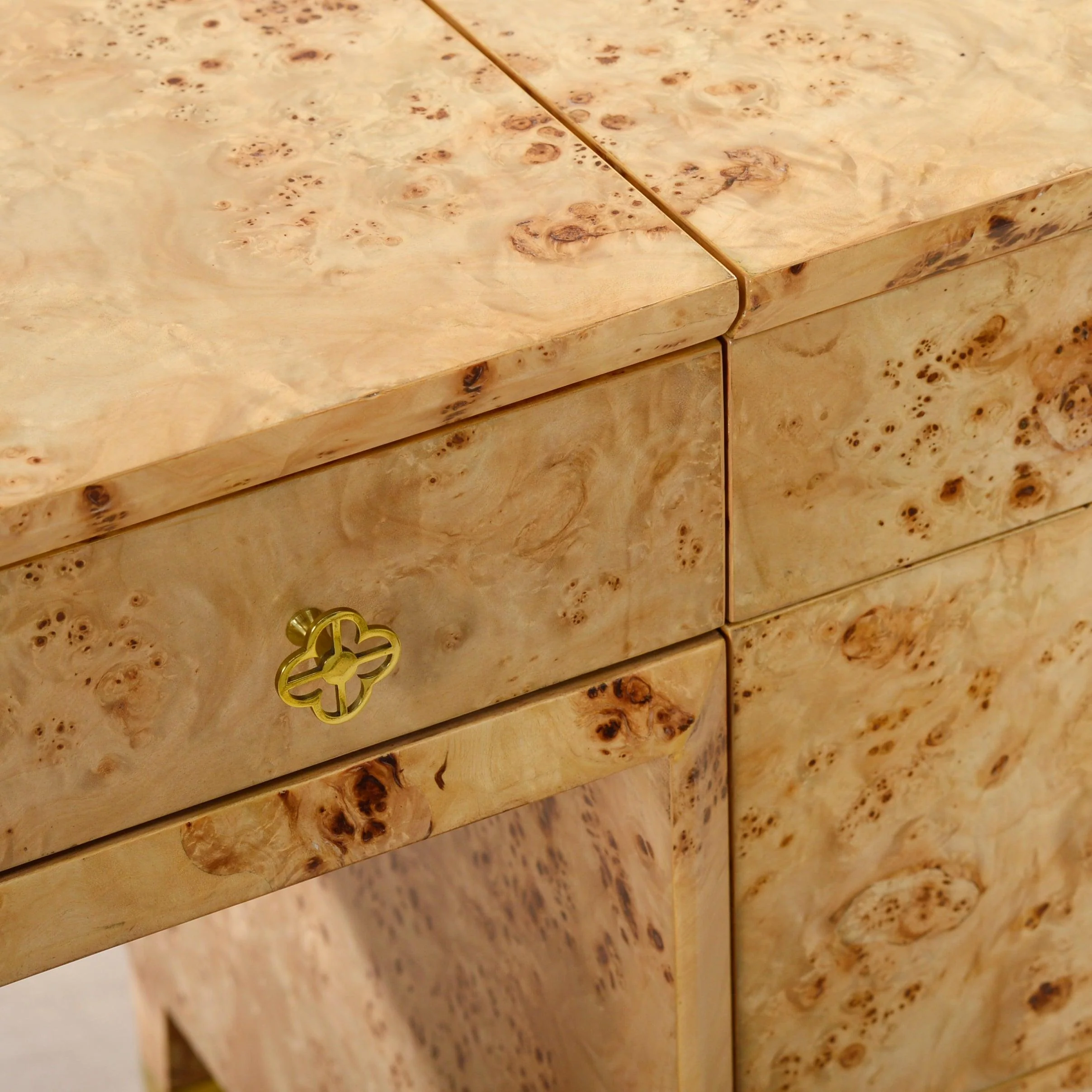Roland Vanity - Image 7