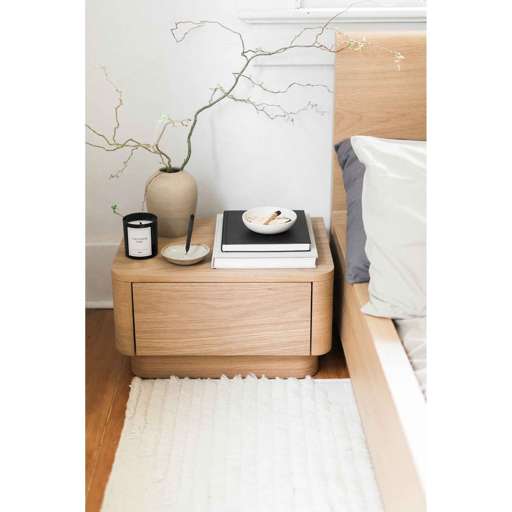 Round Off Nightstand Oak - Image 2