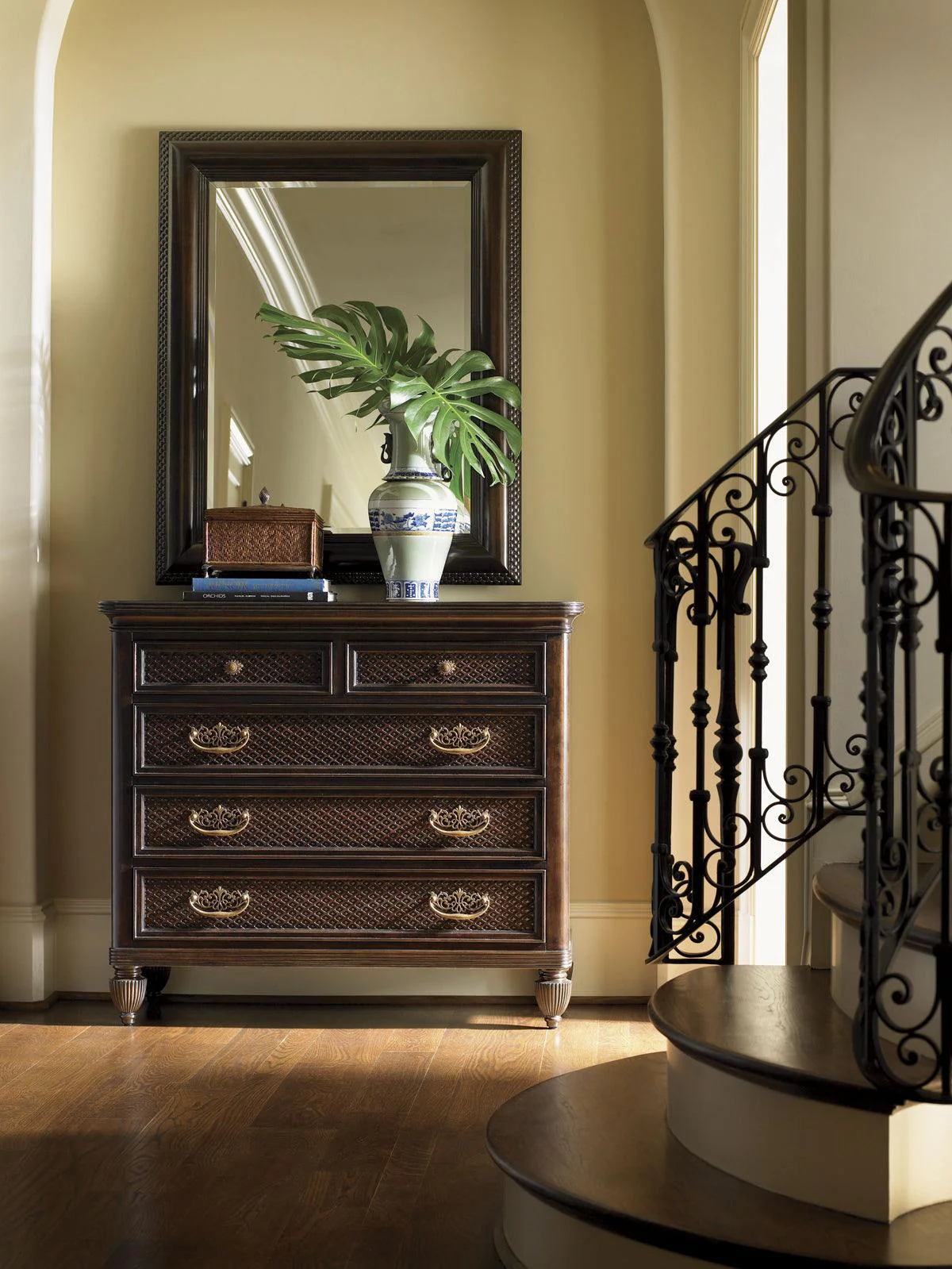 Royal Kahala Bottega Dresser - Image 3