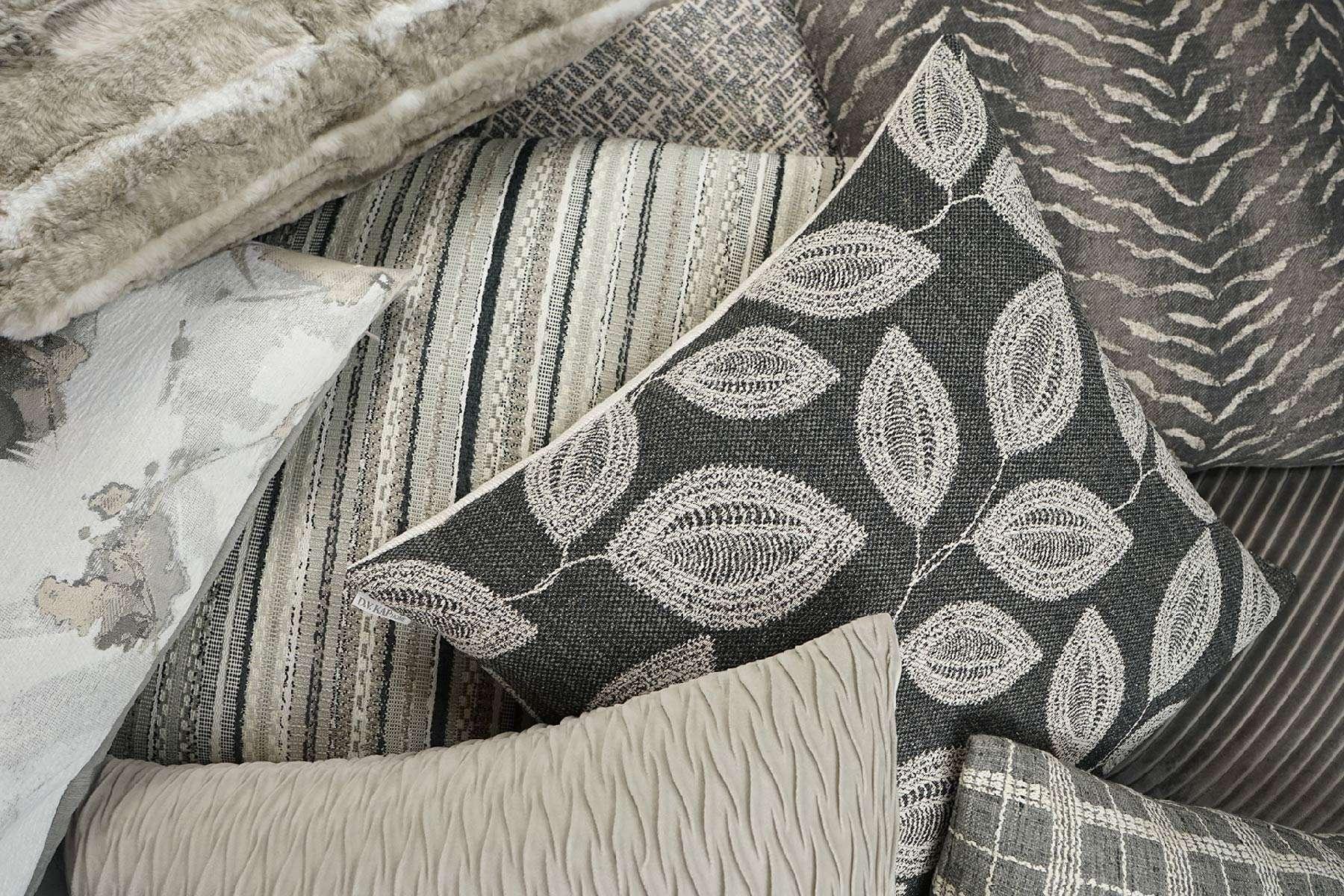 Ruolan Pillow - Image 4