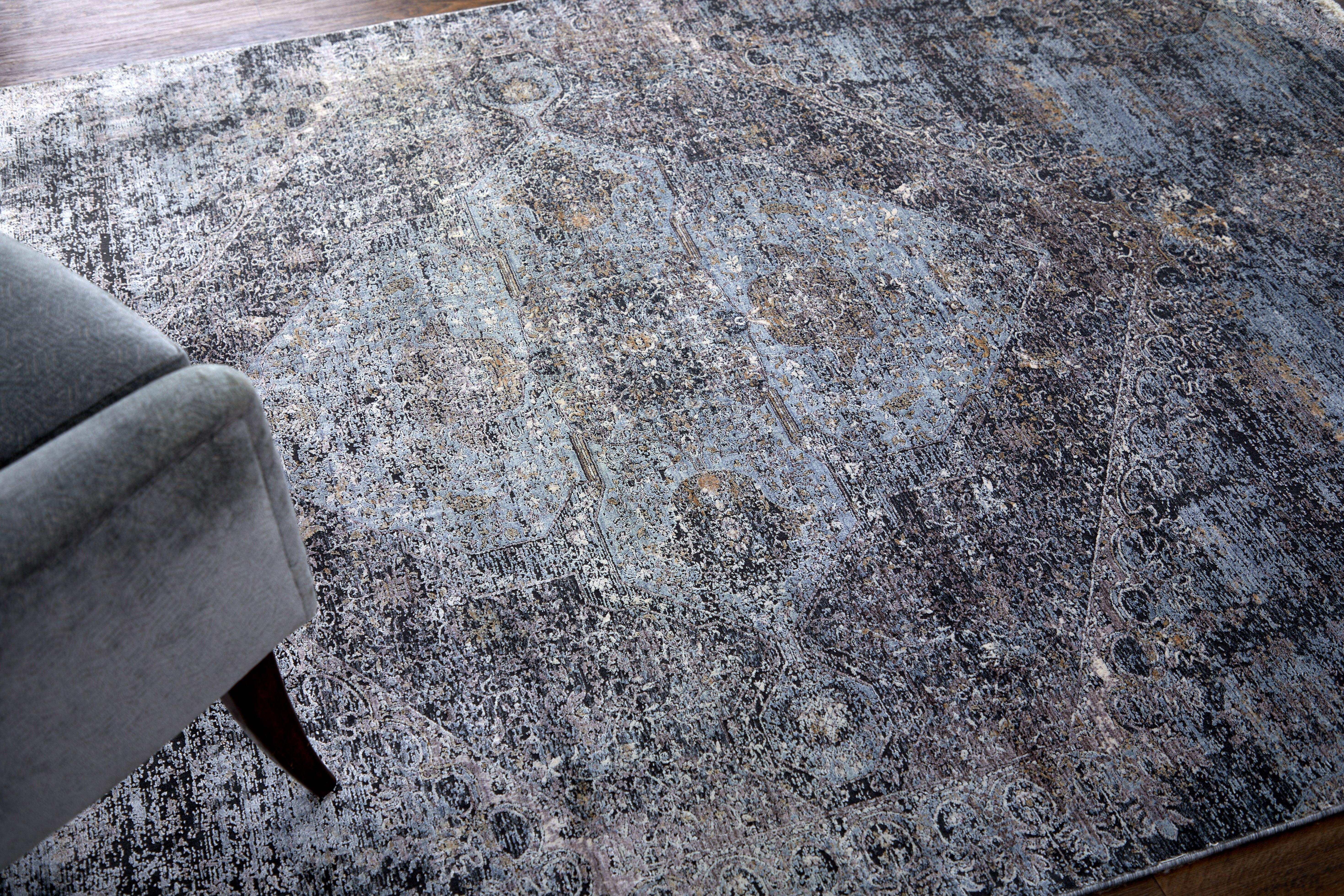 Sarrant Transitional Distressed - Image 2