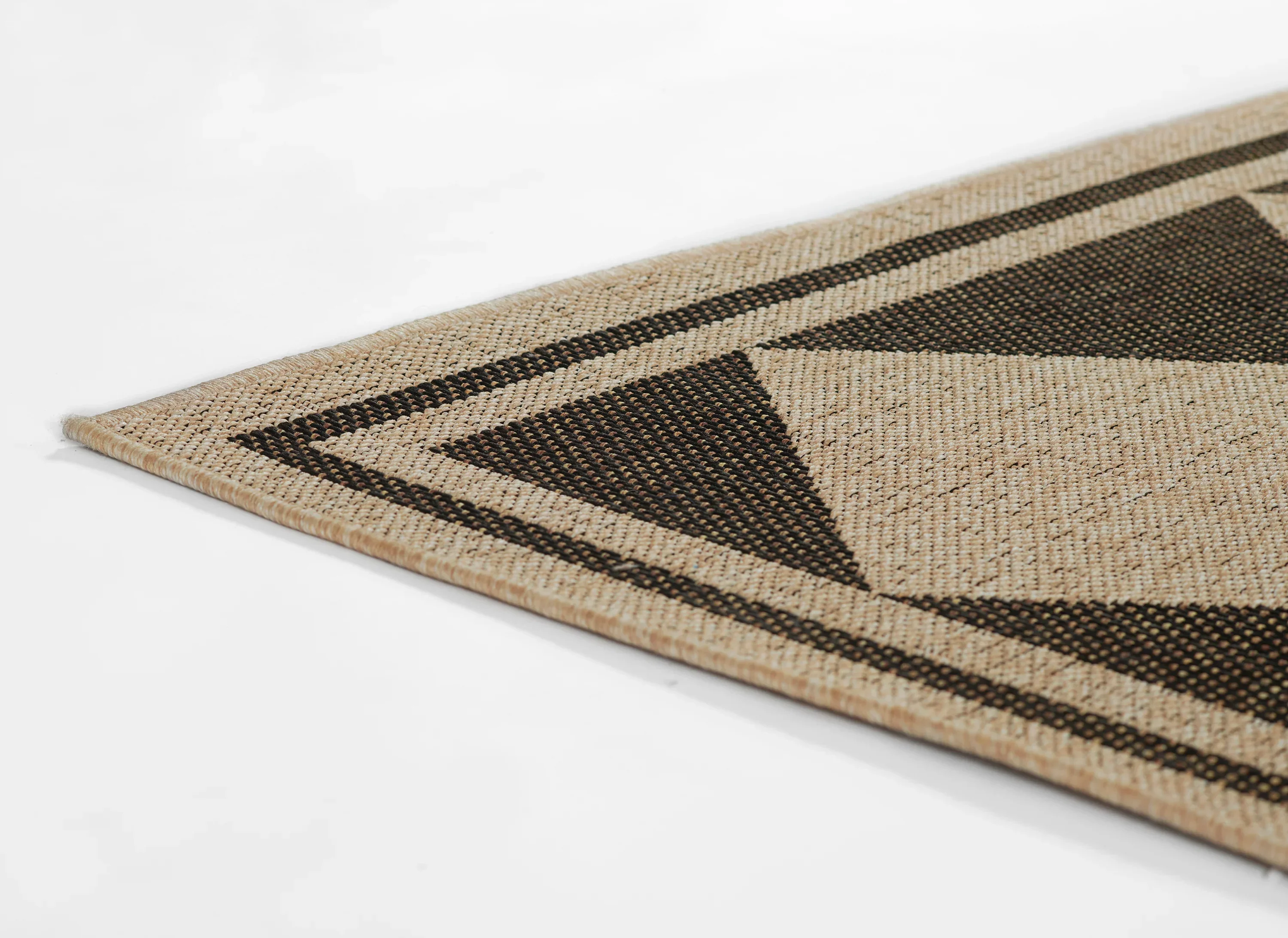 Saybrook Diamond Rug - Image 7