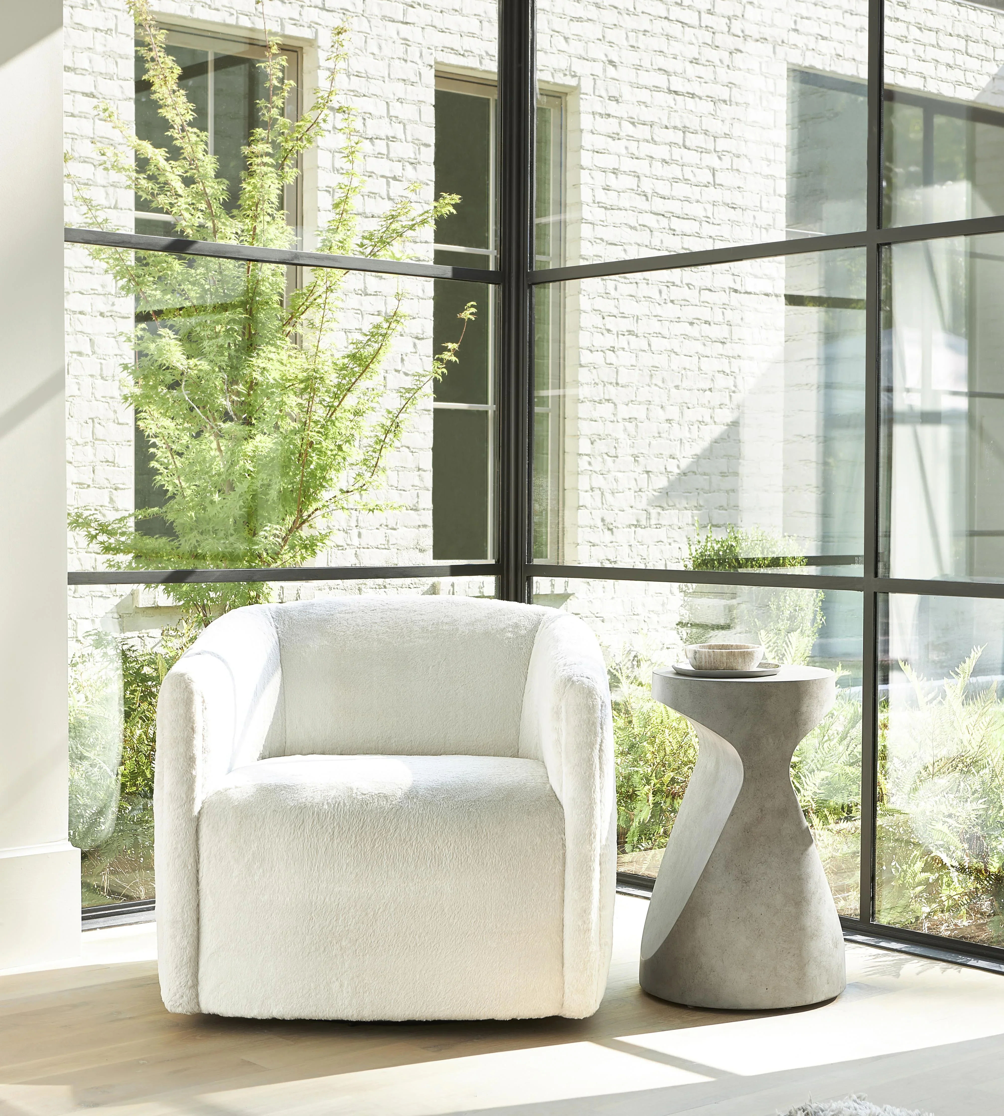 Sereno Accent Table - Image 2