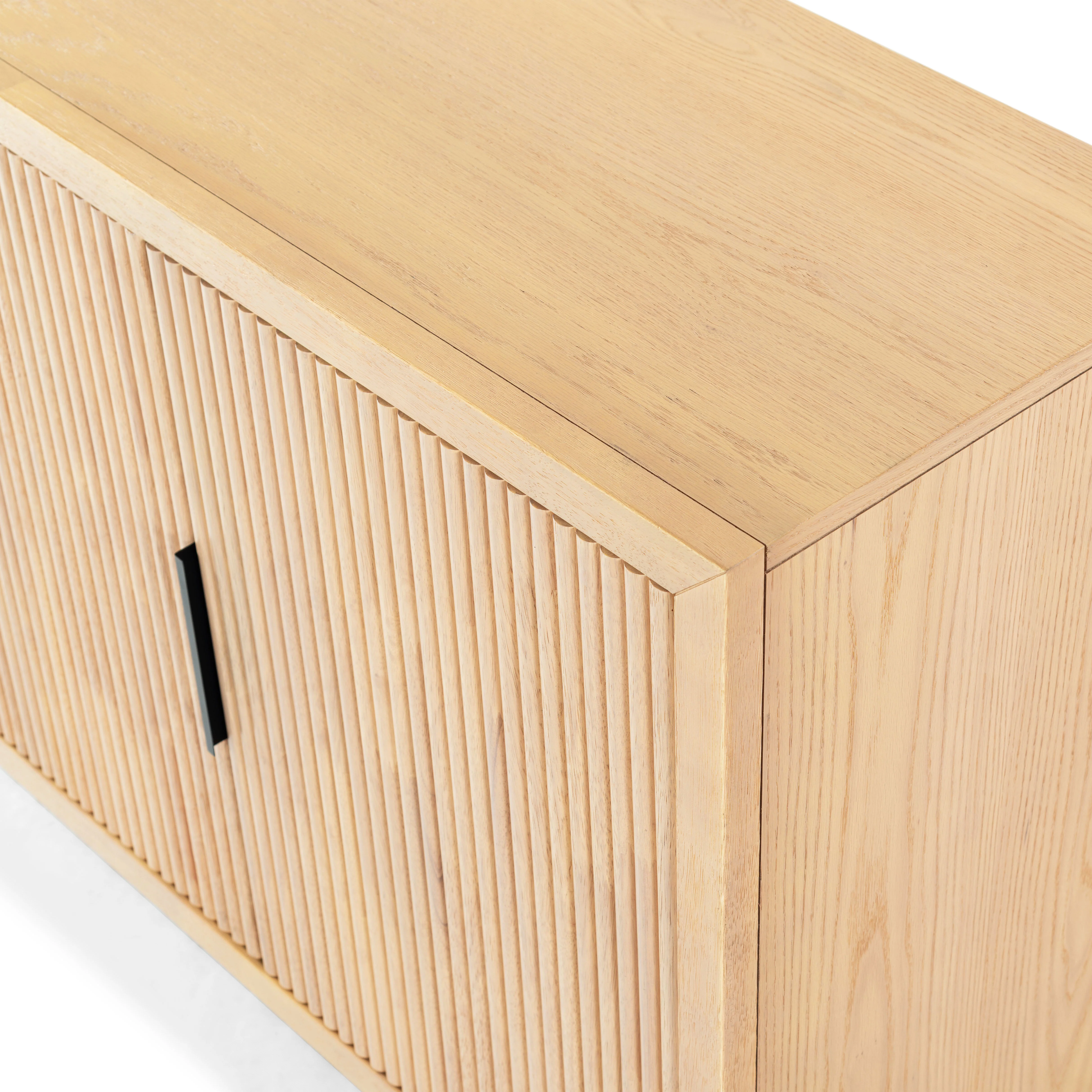 Shelbie 3 Door Reeded Sideboard And Tv Stand - Image 19