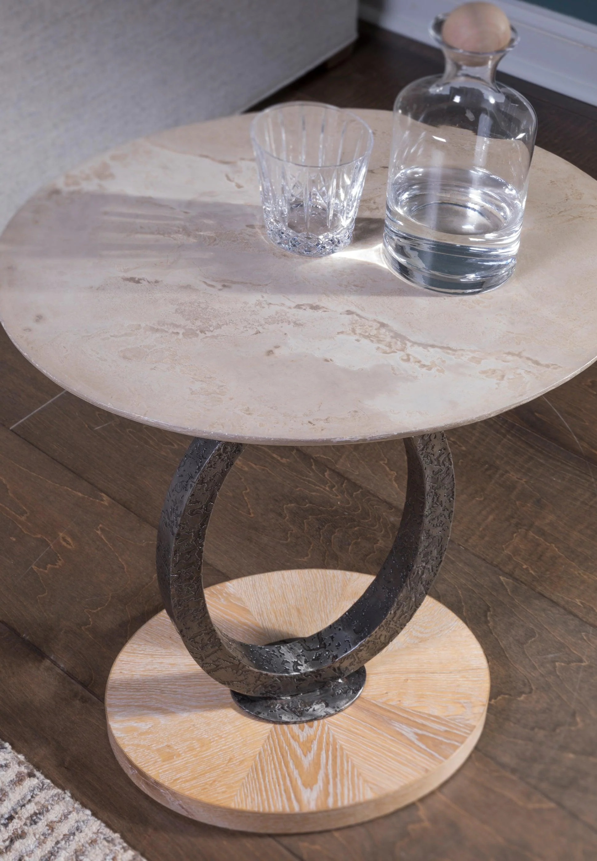Signature Designs Clement Oval Spot Table - Image 3