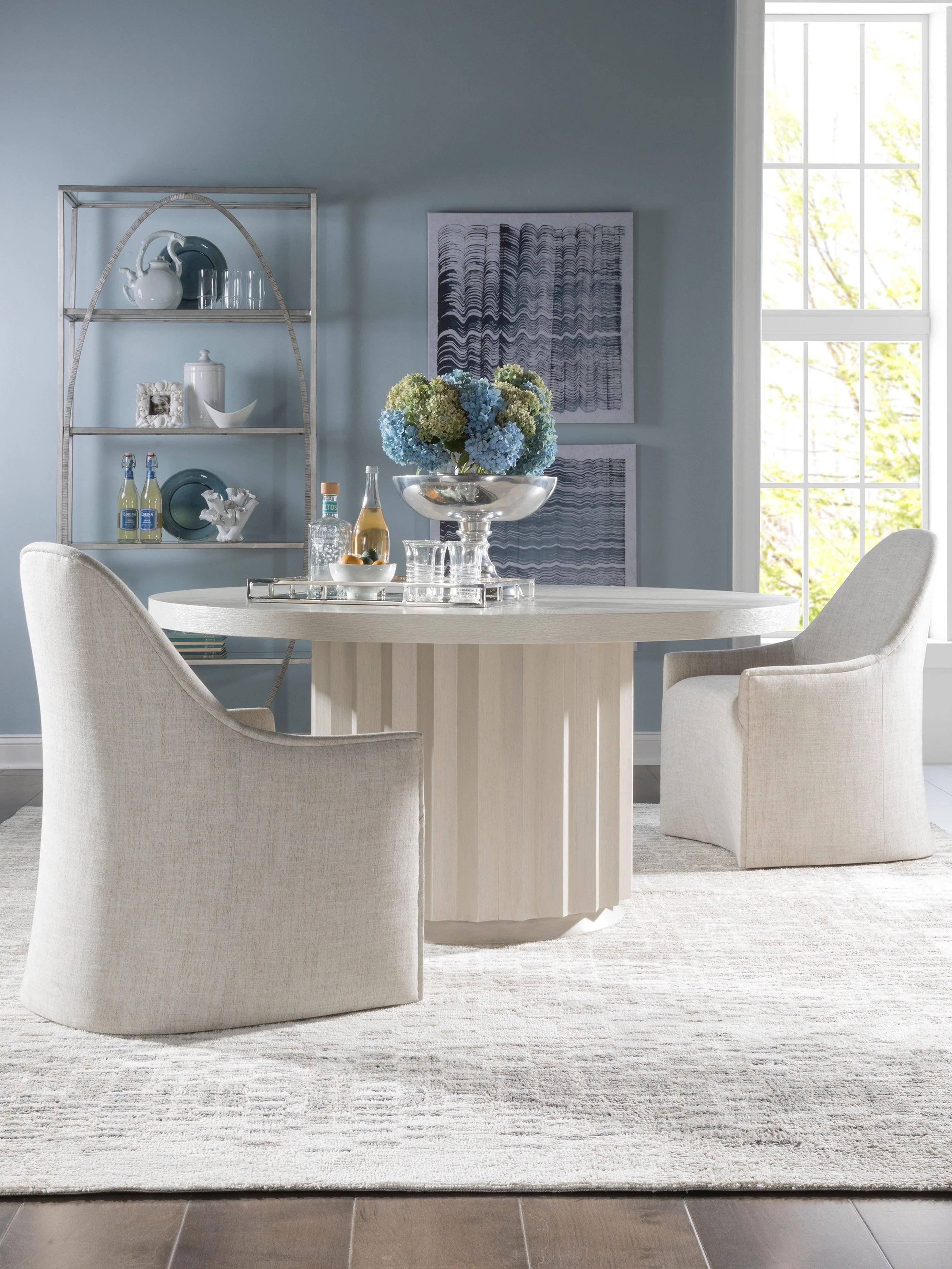 Signature Designs Sarto Round Dining Table - Image 4
