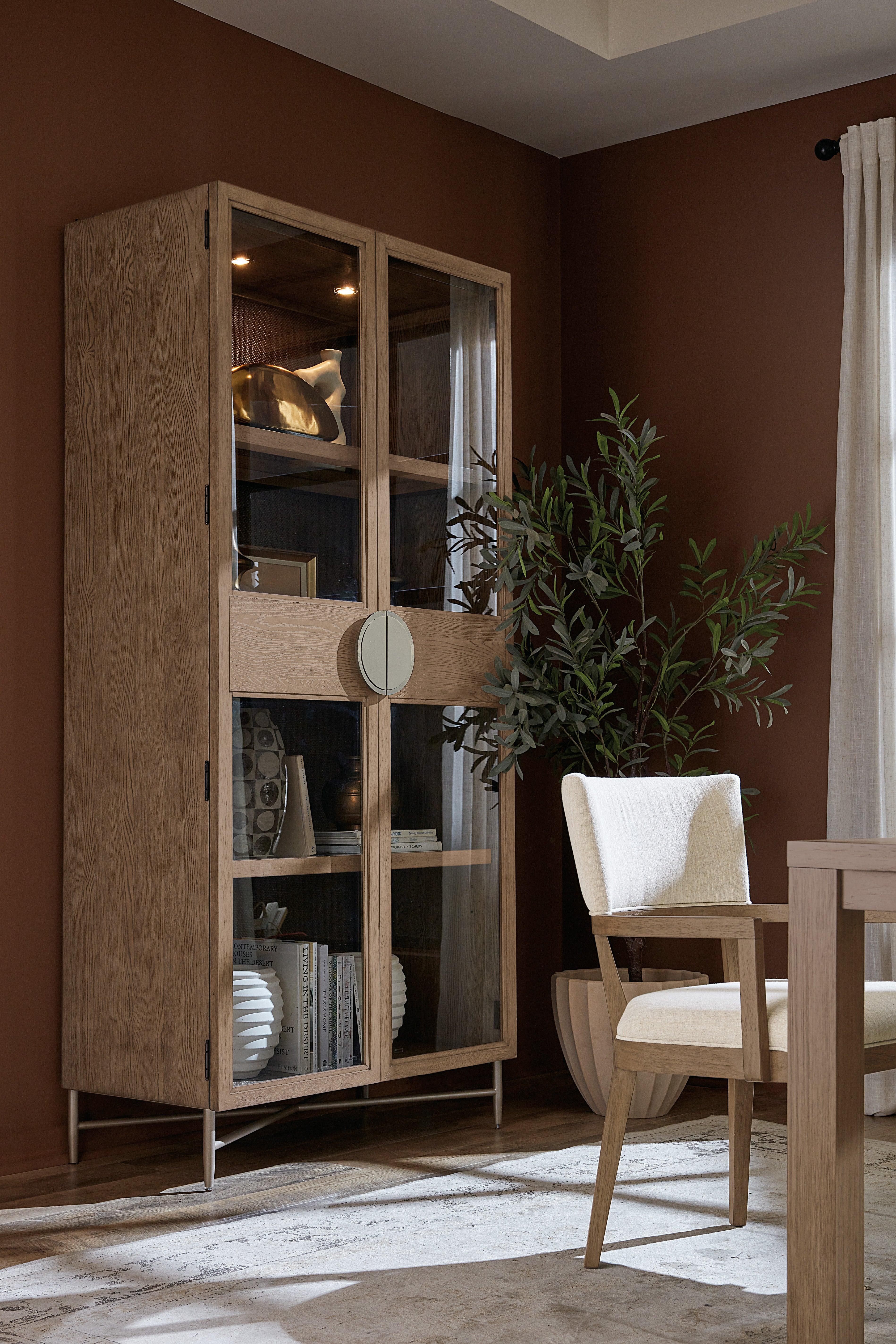Sonnet Display Cabinet - Image 2