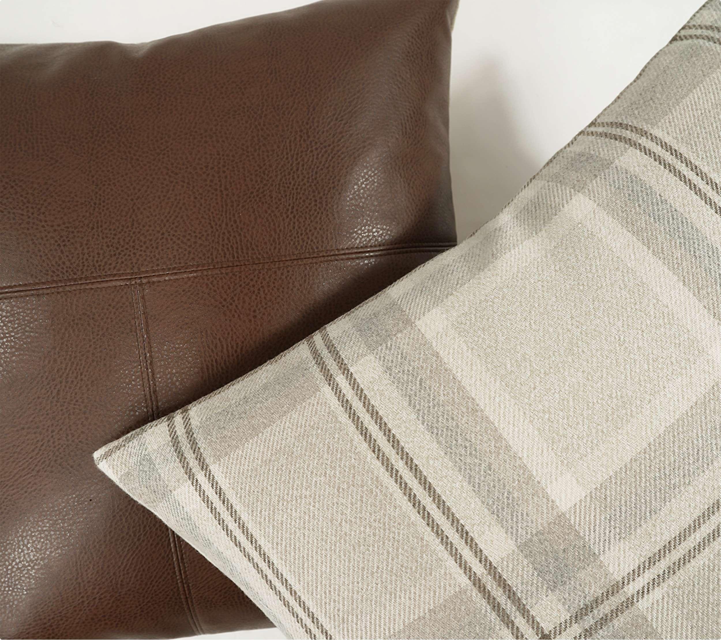 Tartan Pillow - Image 4