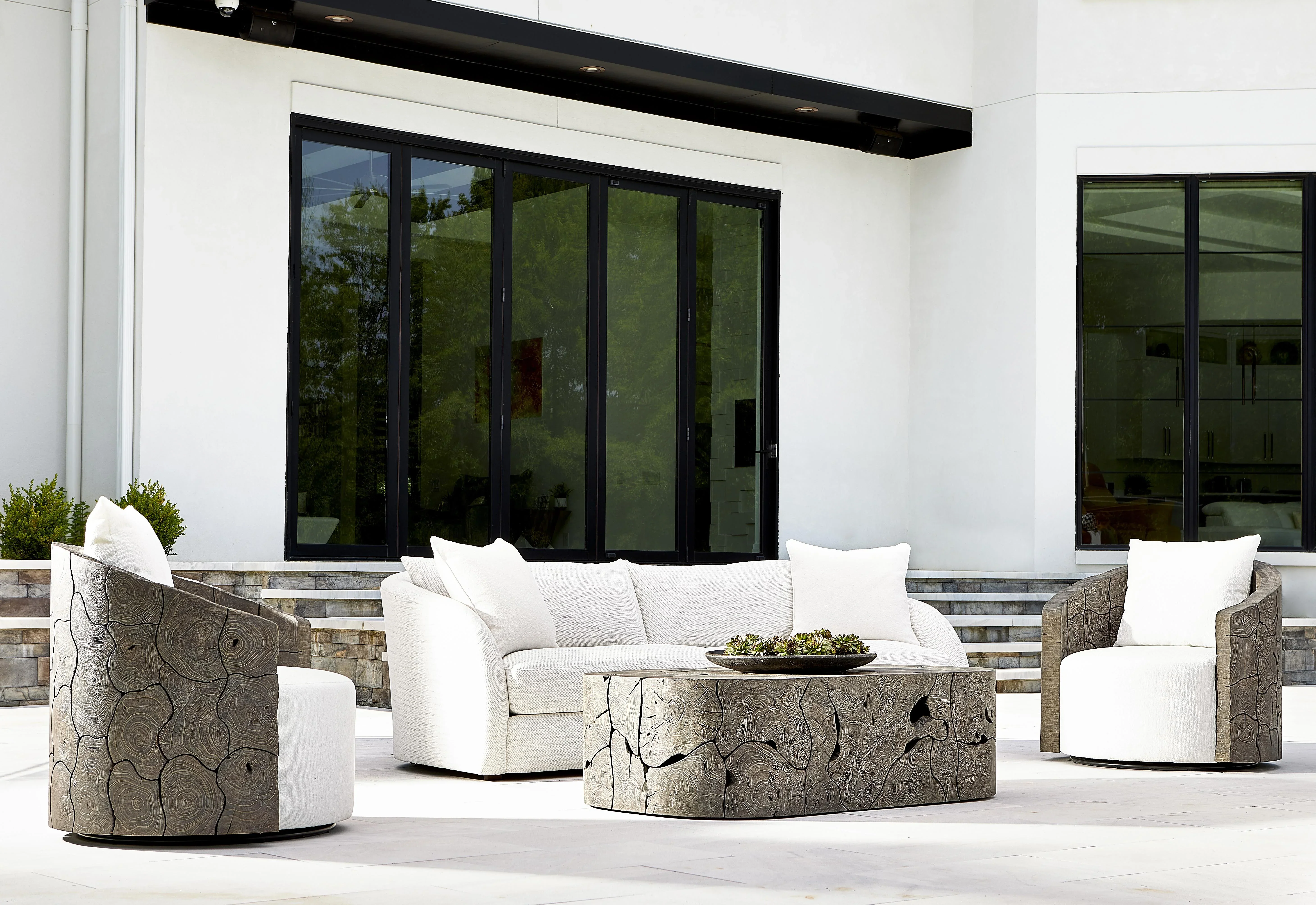 Trinidad Outdoor Cocktail Table - Image 2
