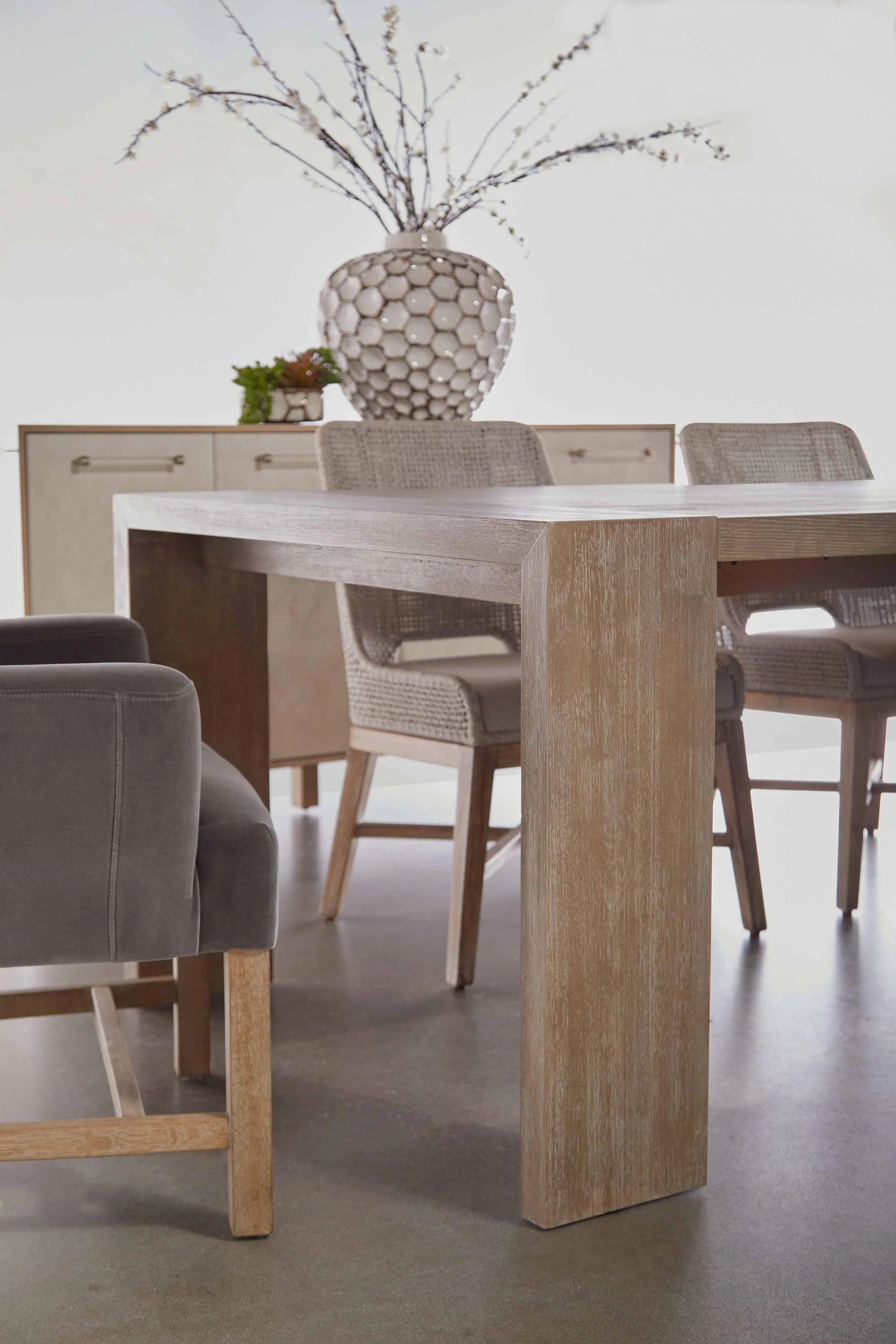 Tropea Extension Dining Table - Image 14
