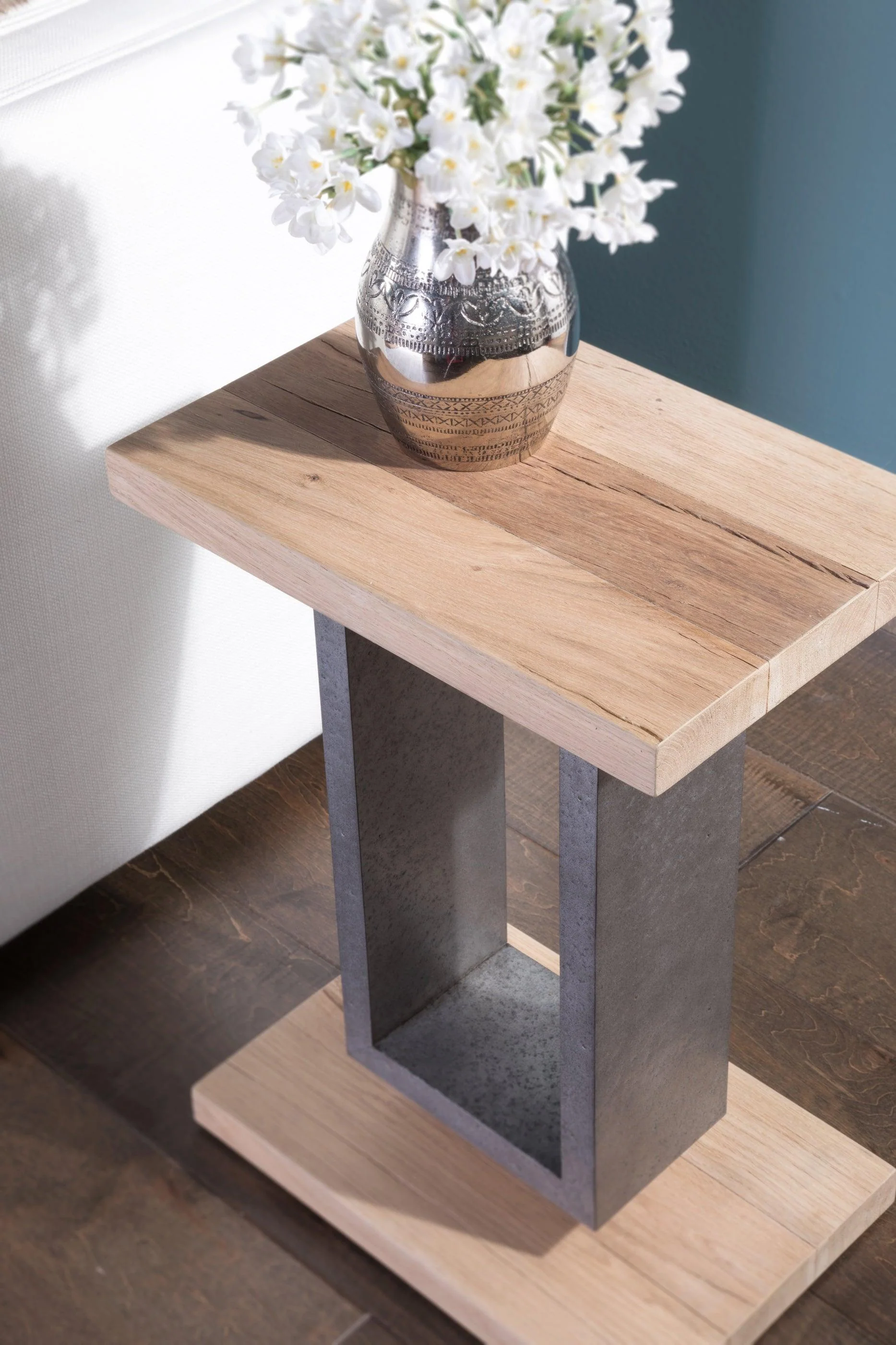 Verite Rectangular Spot Table - Image 2