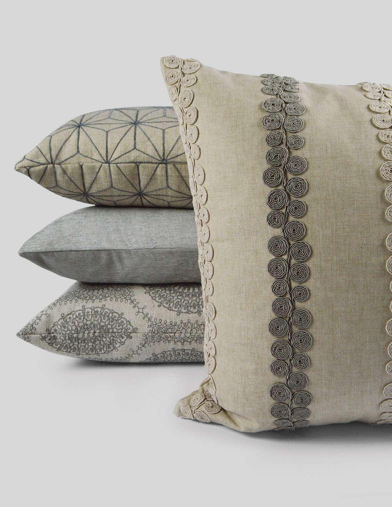 Whitefield Pillow - Image 4