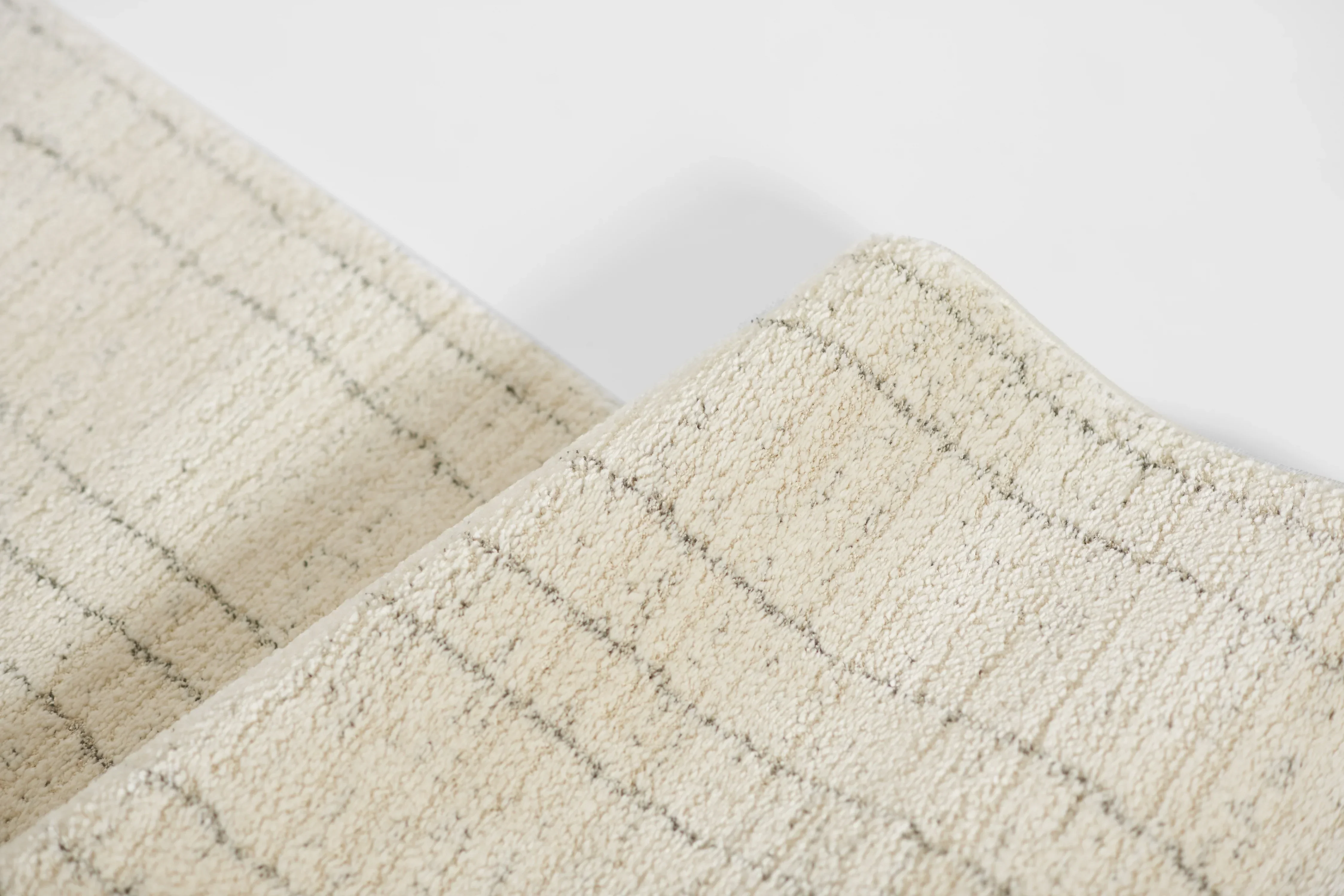 Wren 1 Rug - Image 10